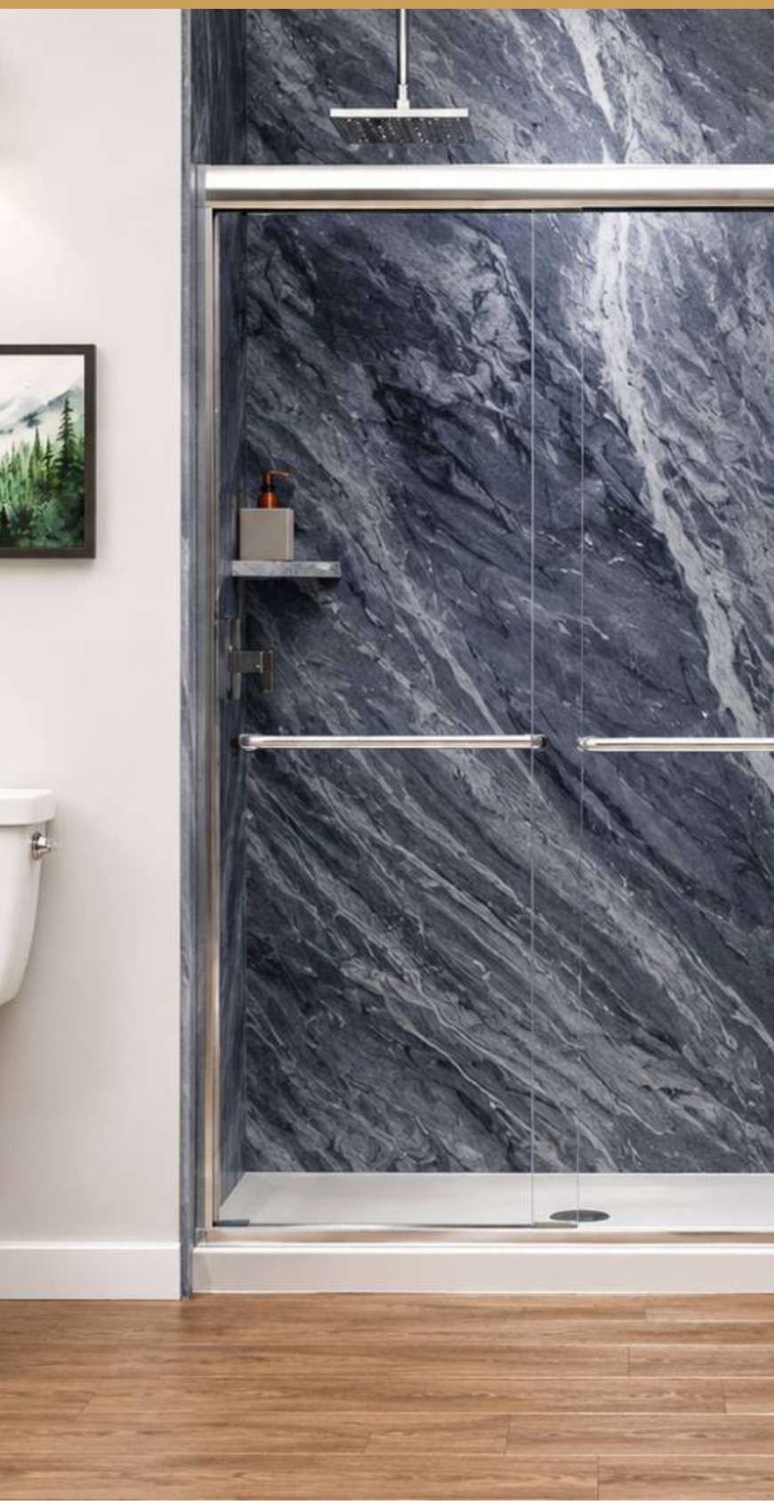 Shower door with stone-look walls